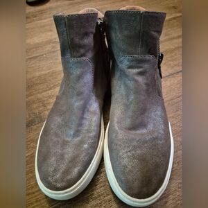 Gentle Souls Gray Ankle Boots with Minimalist Design